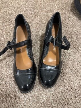 Black Mary Jane Leather Pumps - Women